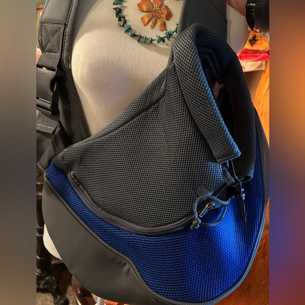 Dog/Cat Sling Size L- Up To 10 Pounds